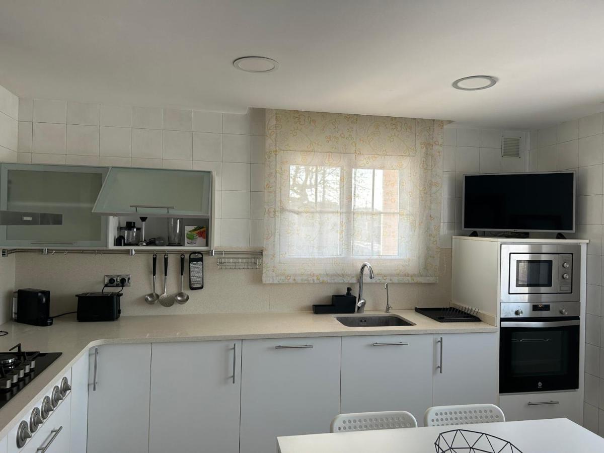 Вилла Piscina De Sal Barbacoa Wifi, Parking Gratis, 3 Min Pga Casa El Roble Жирона Экстерьер фото